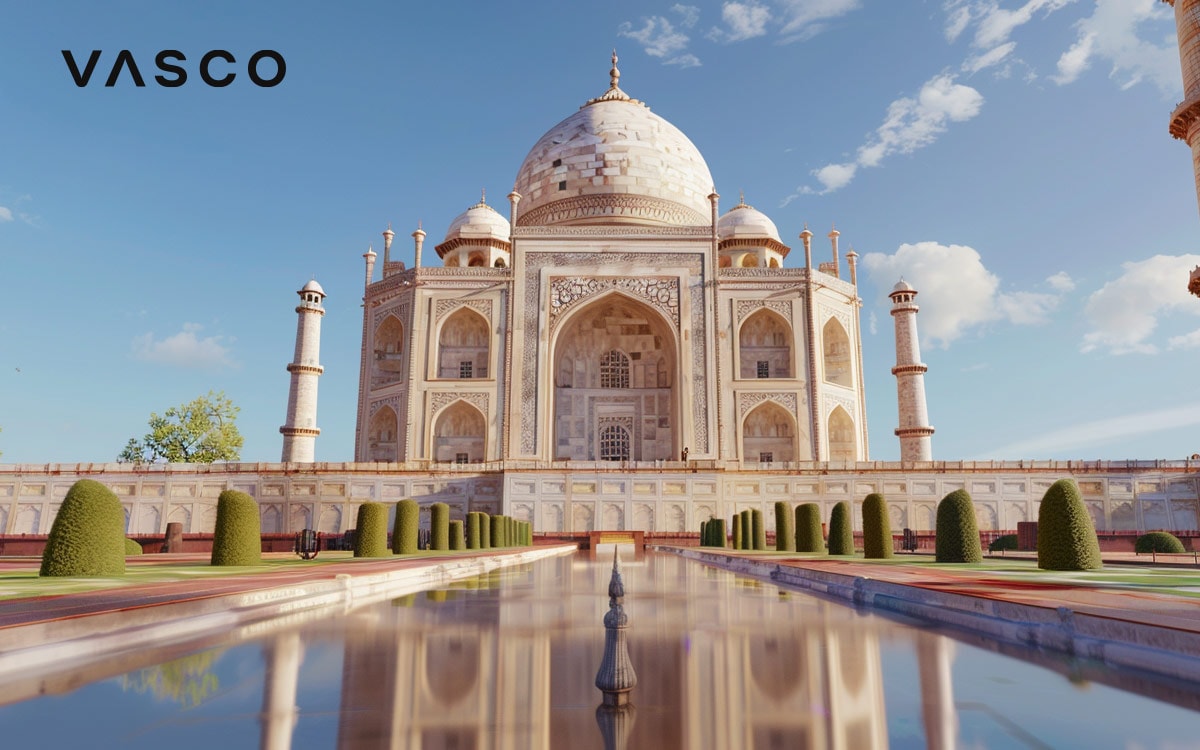 Vista del Taj Mahal con un cielo azul y su reflejo en el agua